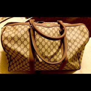 SOLD!!!  10/11/2021          Authentic Gucci BostonBag GG Supreme Coated Canvas